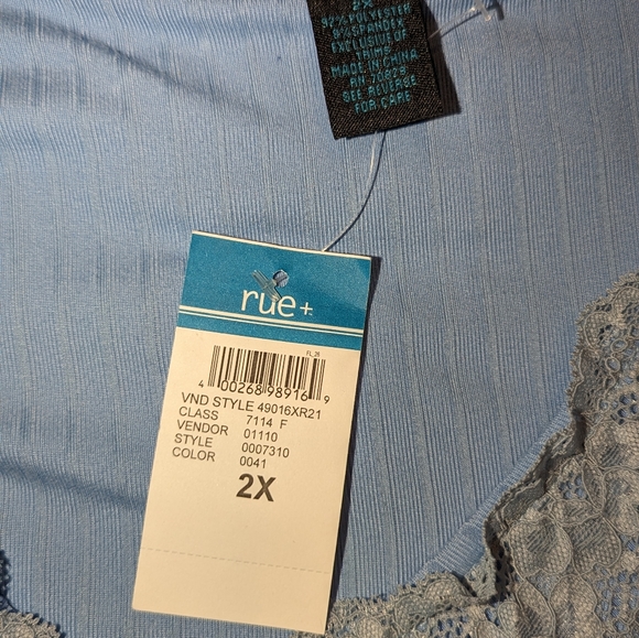 Women's plus size shirt - Picture 2 of 6